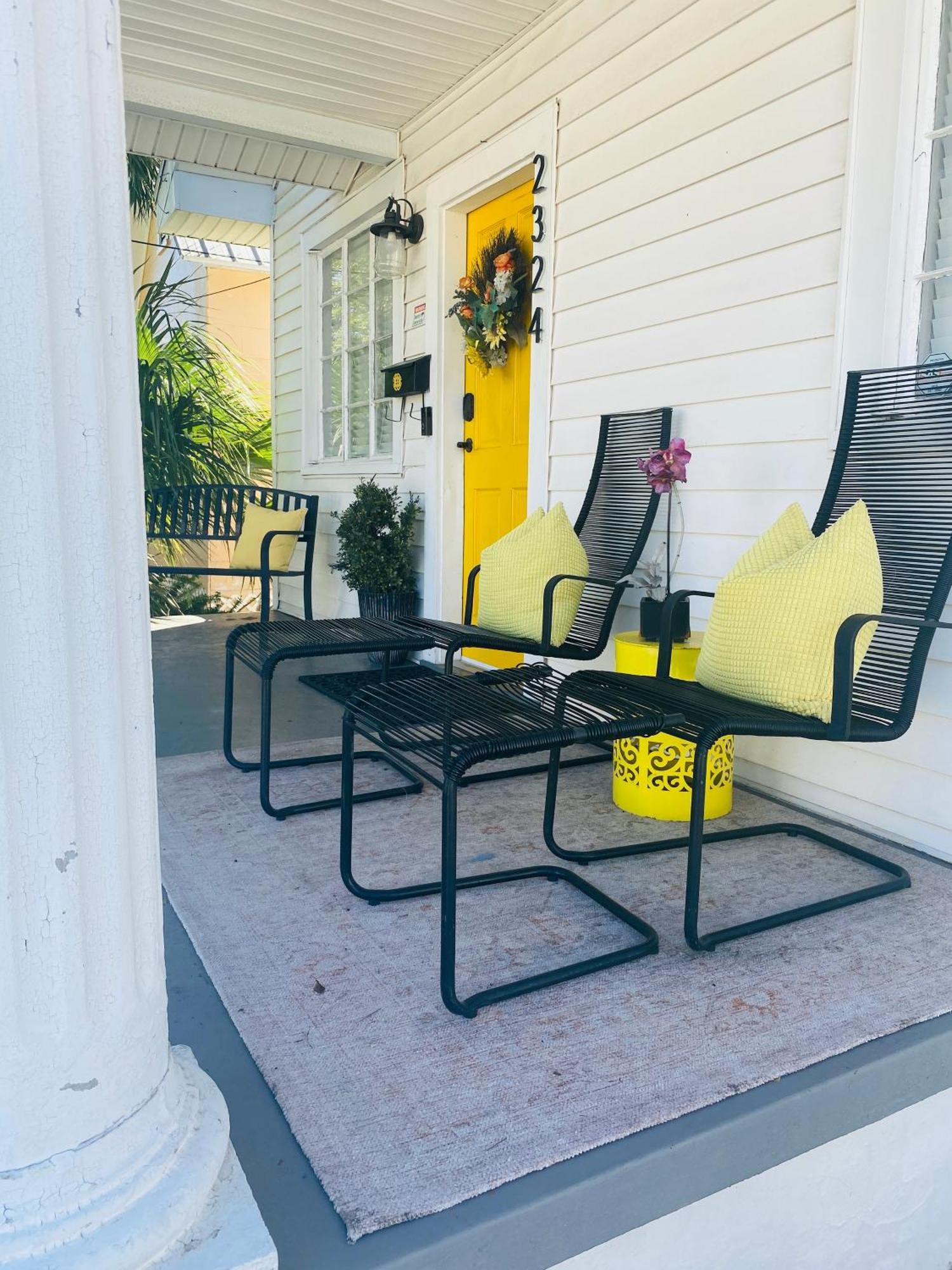 No Ho Yellow Door Bungalow Tampa Eksteriør billede